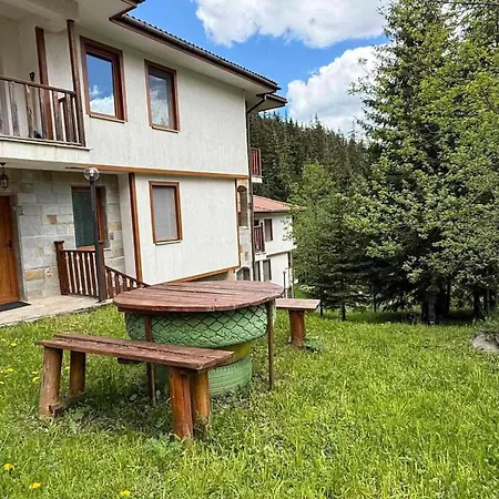 Wood Fireplace Duplex Near - Parking, Sleeps 6 * Pamporovo